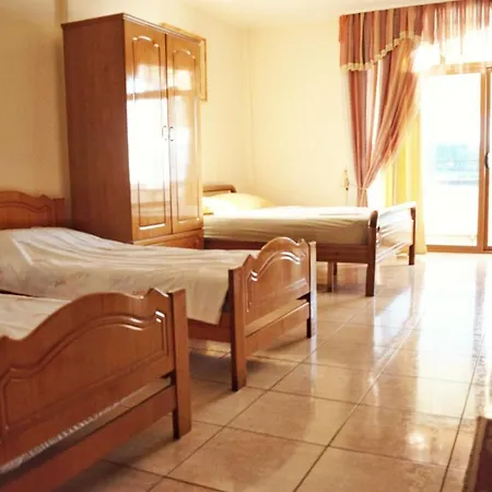 Vila Hodo Vlorë